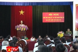 Các ứng cử viên ĐBQH đơn vị bầu cử số 5 tiếp xúc cử tri