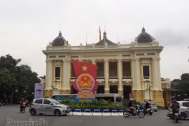 Hà Nội trang hoàng rực rỡ trước ngày Quốc khánh 2-9