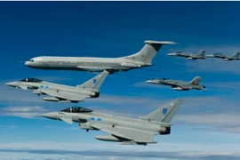 Nhóm “Ngũ cường” diễn tập quy mô lớn trên biển Đông