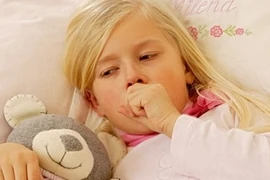 Mật ong giúp trẻ giảm ho 