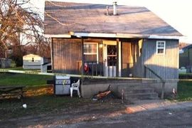 Bé gái 18 tháng tử vong do cha mẹ bật lò sưởi hết công suất