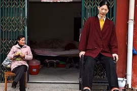 Người phụ nữ cao nhất thế giới đã qua đời