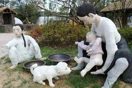 Công viên chủ đề “toi-lét” mở cửa tại Hàn Quốc