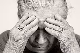 Kẻ cuồng dâm cưỡng hiếp cả bà lão 70