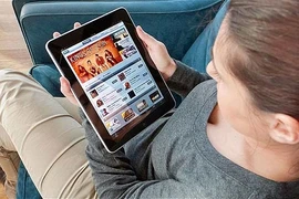 Ngủ kém do nghiền iPad trước khi lên giường