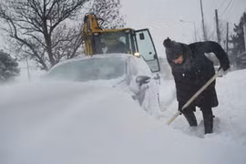 Không khí lạnh làm tăng nguy cơ đau tim khi tập luyện