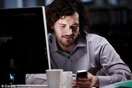 Làm việc ca đêm làm tăng nguy cơ ung thư tuyến tiền liệt