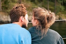 Vượt qua sự chênh lệch tuổi tác