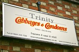 Nhà hàng “bao cao su” khai trương ở Anh