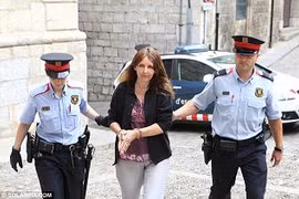 Kinh hoàng… “hổ dữ” đang tâm sát hại 2 con