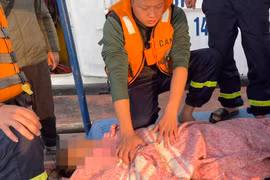 Lực lượng Công an kịp thời cứu nạn nhân nhảy cầu Long Biên