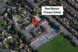 Anh: Cổng trường đổ sập, đè bẹp cậu bé 5 tuổi