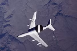 NATO nhận chiếc máy bay cảnh báo sớm E-3A nâng cấp đầu tiên