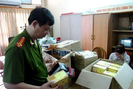 Phá đường dây vận chuyển thuốc lá lậu từ Hải Phòng về Hà Nội