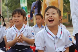 Học sinh tiểu học được đánh giá theo 3 mức A, B, C