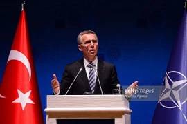 Ngoại trưởng NATO kêu gọi Nga chấm dứt xung đột tại Ukraine