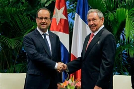 Tổng thống Pháp kêu gọi Mỹ dỡ bỏ cấm vận chống Cuba