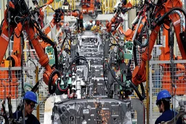 Trung Quốc xây dựng nhà máy sản xuất hoàn toàn bằng robot đầu tiên