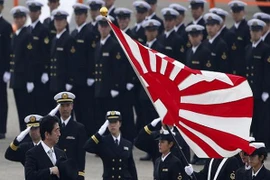 Nhật Bản thông qua dự luật cho phép quân đội chiến đấu ở nước ngoài