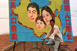 Trung Quốc chính thức bỏ chính sách 1 con