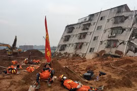Sạt lở đất vùi lấp 33 tòa nhà ở Thâm Quyến, Trung Quốc: Bài học về đô thị hóa an toàn, bền vững