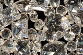 Mất 10 triệu USD kim cương vì không khóa két