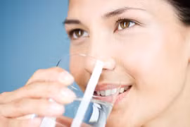 Một cốc nước sạch chứa… 10 triệu vi khuẩn