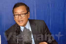 Tòa án triệu tập ông Sam Rainsy vì xúc phạm Chủ tịch Quốc hội 