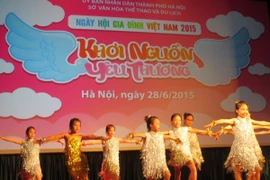 Ngày Gia đình Việt Nam 28-6: “Khơi nguồn yêu thương”