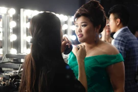 Sợ bị “cướp” bài hát, Thu Minh lớn tiếng “cảnh cáo” Bích Ngọc