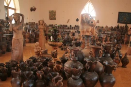 Tận mắt xem cách làm gốm có một không hai