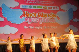 Ngày Gia đình Việt Nam 28-6: “Khơi nguồn yêu thương”