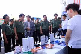 Đoàn đại biểu Đảng ủy Công an Trung ương tham quan Triển lãm “80 năm hành trình Độc lập - Tự do - Hạnh phúc”