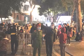 Bình yên đêm ‘giao thừa’ đón chào năm mới 2021