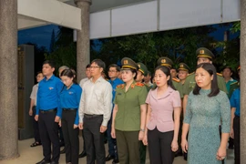 Đoàn Thanh niên Bộ Công an tri ân các Anh hùng liệt sĩ tại Tây Ninh