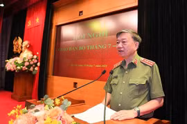 Cảnh sát nhân dân phát huy truyền thống vẻ vang, xây dựng lực lượng trong sạch, vững mạnh, hoàn thành xuất sắc mọi nhiệm vụ