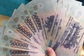 Nhặt được 200 triệu đồng, quyết tìm chờ người đánh rơi