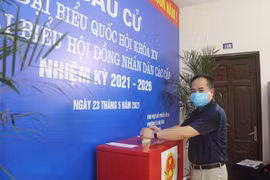 Nêu cao trách nhiệm công dân vừa là người ứng cử và là cử tri