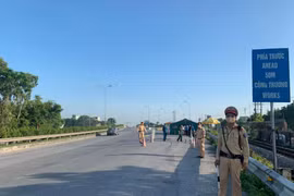 Công an Hà Nội chung sức, quyết tâm cao nhất đánh chặn ‘giặc’ Covid