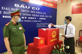 Công an Hà Nội: Đảm bảo tuyệt đối an toàn ngày bầu cử, căng sức trên tuyến đầu phòng chống dịch bệnh 