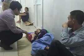  Viện Tim mạch Quốc gia quá tải trầm trọng, bệnh nhân phải nằm cả ở hành lang