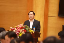 Quận Tây Hồ đề xuất quy hoạch bãi giữa sông Hồng, lắp camera an ninh trên các tuyến đường