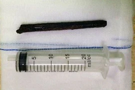 Hải Dương: Uống rượu say đi xe đạp, bị cành cây đâm xuyên hộp sọ