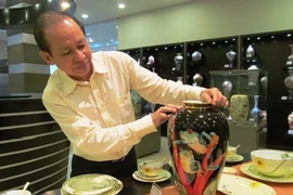 Công ty gốm sứ Minh Long I khai trương showroom đầu tiên tại miền Bắc