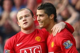 Rooney không tin Ronaldo đến Man City