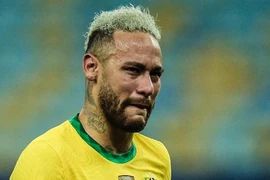 Neymar khóc thành tiếng sau thất bại của Brazil trước Argentina