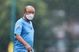 Thầy Park phải chỉ đạo ĐT Việt Nam trực tuyến