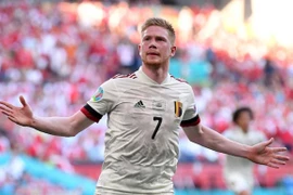 De Bruyne chói sáng, Bỉ ngược dòng đầy cảm xúc trước Đan Mạch