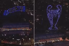 Chelsea ăn mừng vô địch theo cách ảo diệu chưa từng có