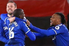 Lộ danh tính ngôi sao Everton bị bắt vì tấn công tình dục trẻ em